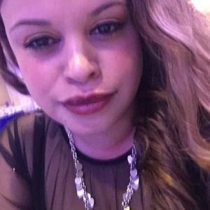 Meet your Posher, Beatriz